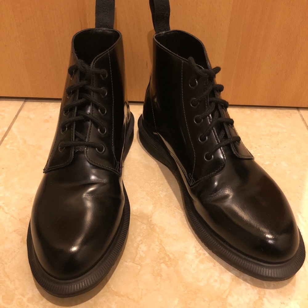 Dr. Martens Black Emmeline 5-hole Ankle Boot